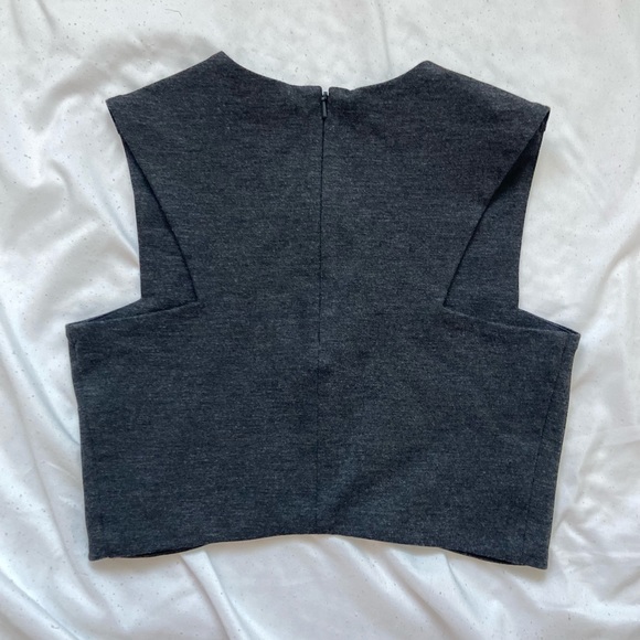 ARITZIA GRAY CROP TOP SIZE XS. NEVER USED - Picture 5 of 5